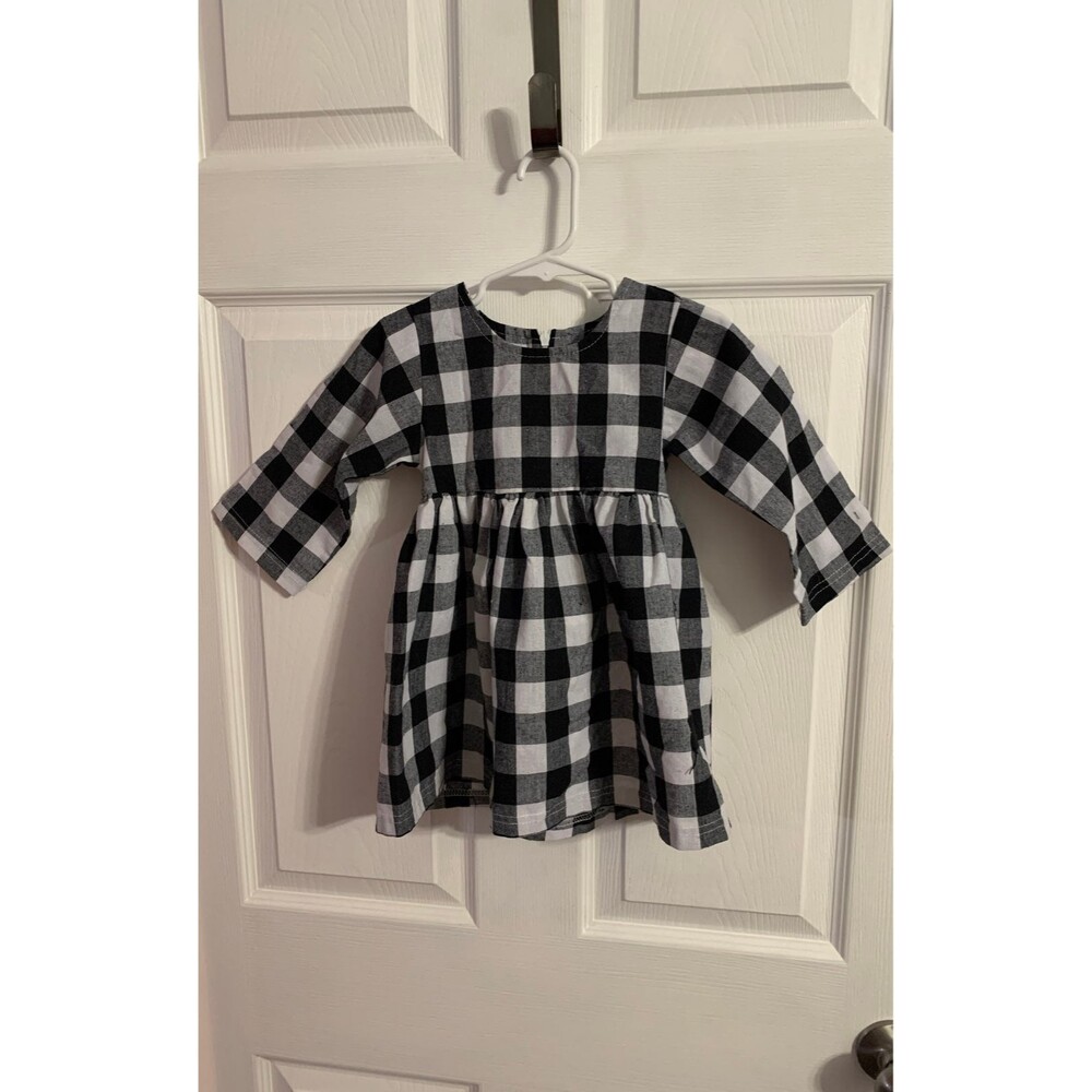 Ailoom Dress. Size 100 (3T)